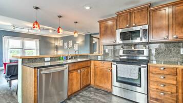 Microwave, oven, stovetop, dishwasher