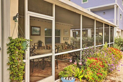 'siren Song' - Cozy Marathon Getaway w/ Garden!