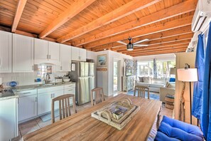 House (1 Bedroom) | Interior