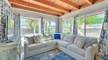 House (1 Bedroom) | Front of property