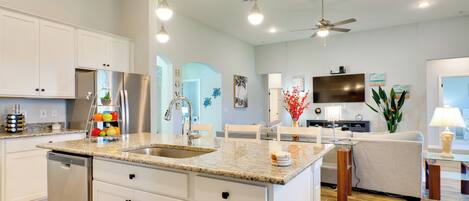 House (4 Bedrooms) | Interior