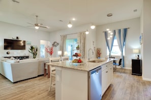 House (4 Bedrooms) | Interior - 6 Mi to Sirenia Vista: Cape Coral Retreat w/ Grill (Cape Coral)