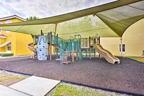 Apartment (3 Bedrooms) | Interior - Patio + Pool Access: Townhome < 9 Mi to Disney! (Kissimmee)