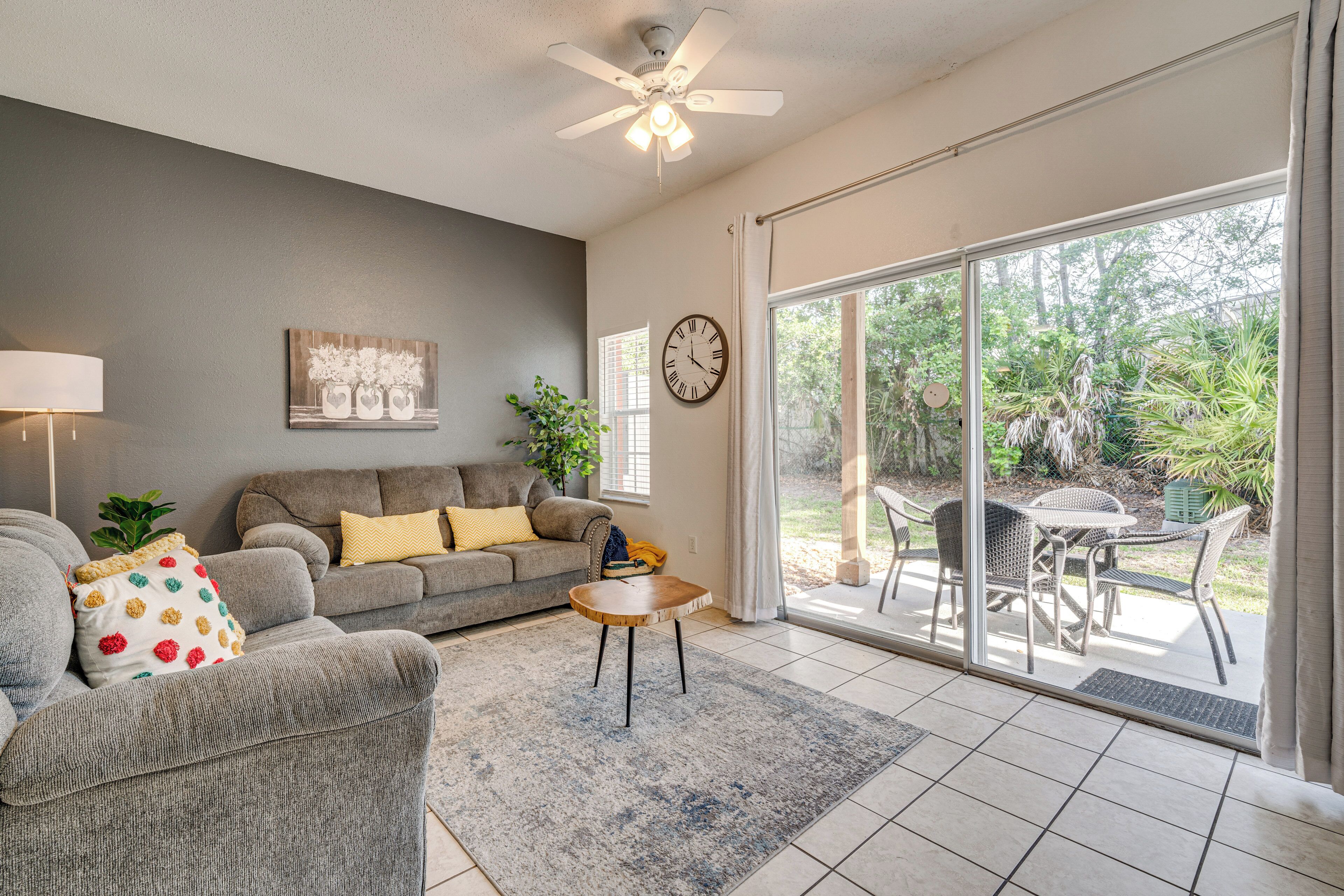 Apartment (3 Bedrooms) | Front of property