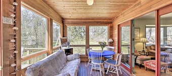 Peaceful Chilmark Farmhouse by Menemsha Beach