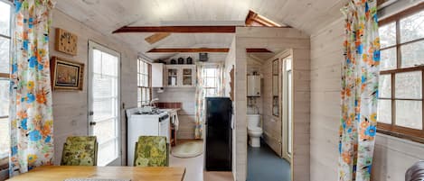 Cottage (1 Bedroom) | Interior