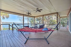 Interior - Lakefront Crystal River Home w/ Private Dock! (Crystal River)
