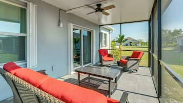 House (3 Bedrooms) | Terrace/patio