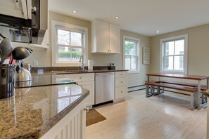 Apartment (3 Bedrooms) | Interior - Walk to Beach: Gem w/ Patio & BBQ in Provincetown (Provincetown)