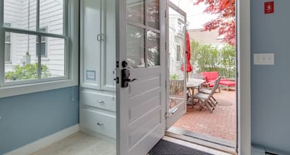 Walk to Beach: Gem w/ Patio & BBQ in Provincetown