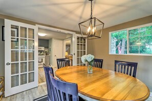 Cottage (3 Bedrooms) | Interior - Yarmouth Cottage w/ Grill & Yard, Walk to Beach (West Yarmouth)