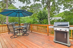 Interior - Yarmouth Cottage w/ Grill & Yard, Walk to Beach (West Yarmouth)