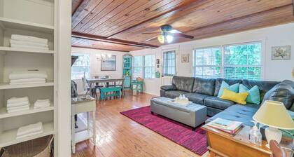 2 Mi to Marina: Inglis Retreat w/ Boat Parking