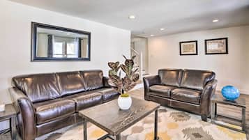 Cottage (3 Bedrooms) | Interior