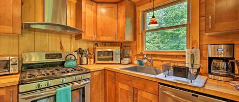 House (3 Bedrooms) | Interior