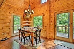 House (3 Bedrooms) | Interior - Private Chester Home w/ Deck, Mins to Skiing! (Chester)