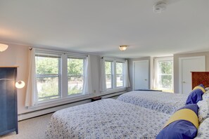 Apartment (2 Bedrooms) | Interior - Manchester Center Retreat w/ Mtn View, Near Skiing (Manchester Center)