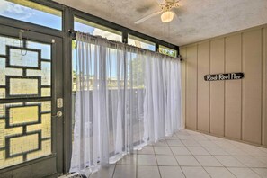 Interior - Bayfront Holmes Beach Condo w/ Resort Perks! (Holmes Beach)