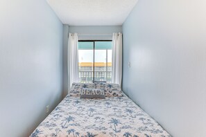 Apartment (2 Bedrooms) | Interior - Pelican Cove Condo at Bradenton Beach w/ Pool! (Bradenton Beach)