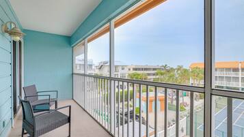 Apartment (2 Bedrooms) | Bahagian dalam