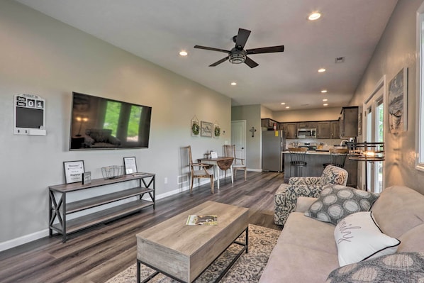 Interior - Lake Views, Fire Pit! Blue Cabin Ozarks Getaway (Camdenton)