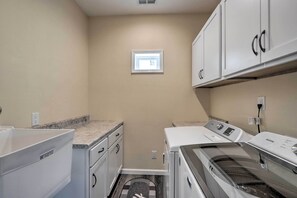 Hus (2 Bedrooms) | Interiör