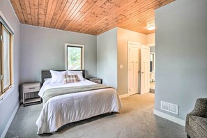 Apartemen (1 Bedroom) | 1 kamar tidur, meja kerja, ruang kerja ramah laptop, dan seprai linen