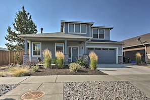 House (3 Bedrooms) | Front of property