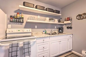 Apartment (1 Bedroom) | Interior - Brian Head Condo: Walk to Lifts + Reservoir! (Brian Head)