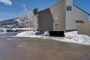 Apartment (2 Bedrooms) | Interior - Copper Mountain Resort Condo on Golf Course! (Copper Mountain)
