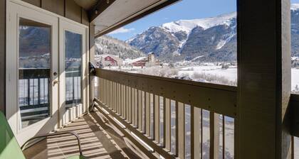 Copper Mountain Resort Condo on Golf Course!
