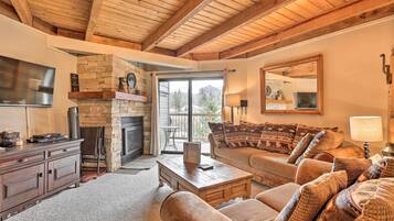 Apartment (2 Bedrooms) | Front of property
