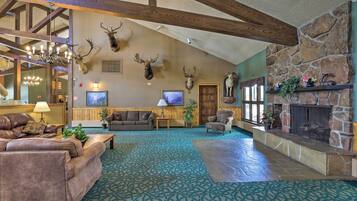 Apartment (1 Bedroom) | Interior