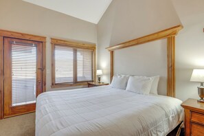 Apartment (1 Bedroom) | Interior - The Inn at Silver Creek Resort Retreat w/ Balcony! (Granby)