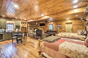 House (Multiple Bedrooms) | Interior