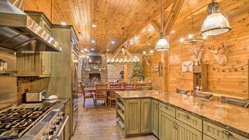 Rumah (Multiple Bedrooms) | Interior