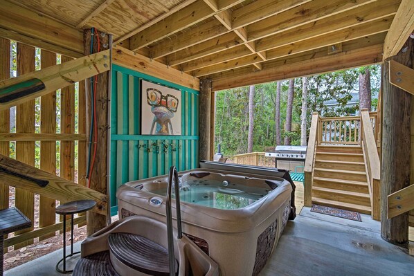 House (3 Bedrooms) | Interior - Quiet Fisherman's House w/ Hot Tub + Tropical Bar! (Dauphin Island)