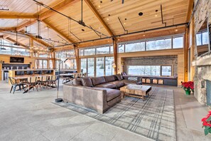 House (4 Bedrooms) | Interior - Luxe Home w/ Patio & Pool Access in Silverthorne! (Silverthorne)