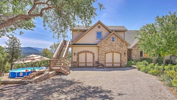 Apartment (0 Bedroom) | Interior