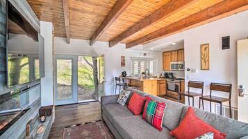 Casa (2 Bedrooms) | Interior