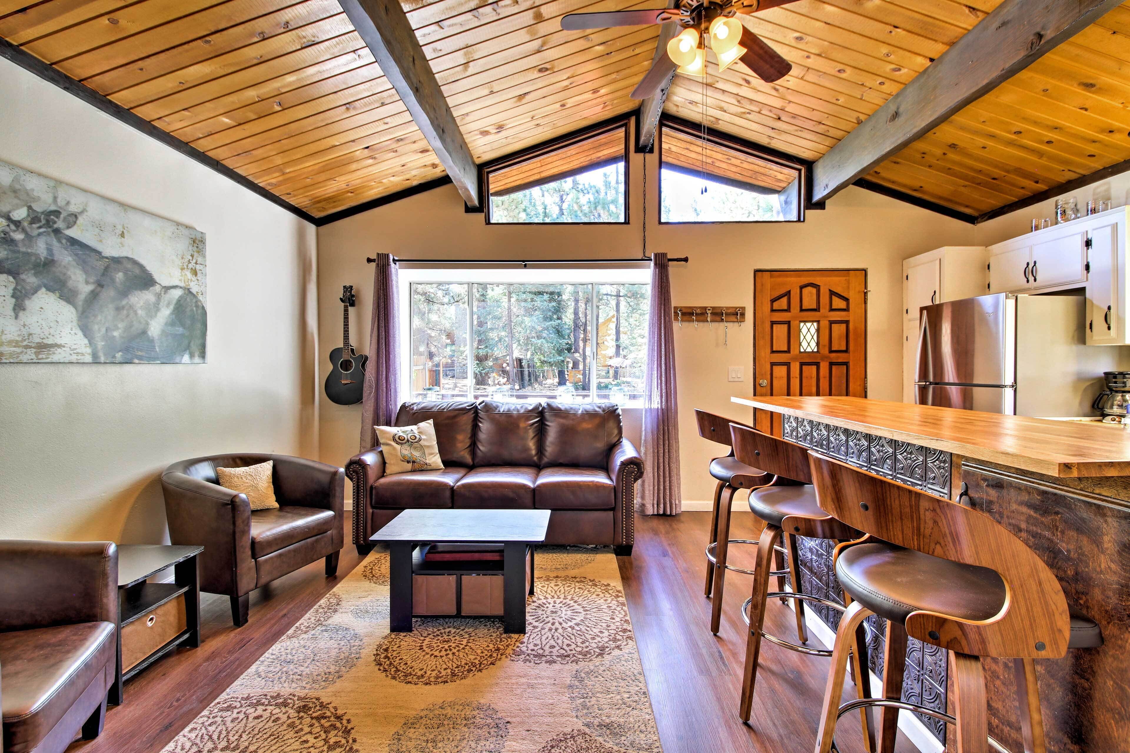 House (2 Bedrooms) | Interior