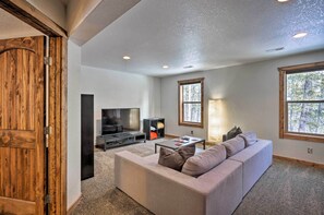 House (3 Bedrooms) | Interior - Luxury Mountain Getaway in Fairplay w/ Deck! (Fairplay)