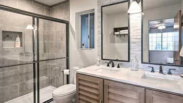 Nhà (3 Bedrooms) | Nội thất