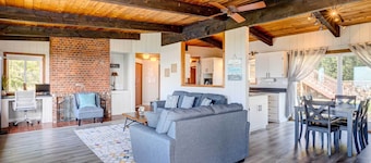 'ocean Vista' Gold Beach Getaway!