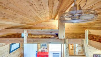 House (Multiple Bedrooms) | Interior