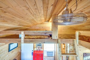 House (Multiple Bedrooms) | Interior - Lakefront Rocky Mount Main House w/ 3 Cabins! (Rocky Mount)