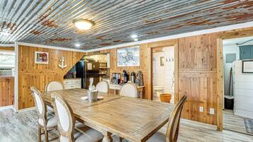 Rumah (Multiple Bedrooms) | Interior