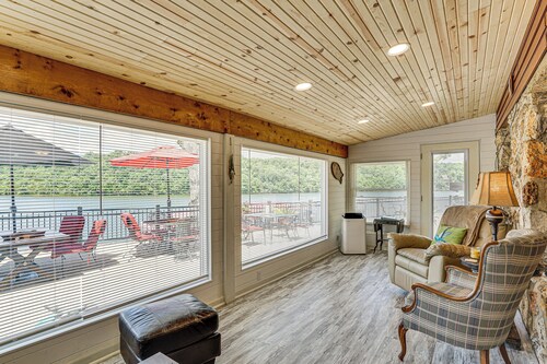 3 Cabins! Lakefront Reunion Retreat in Rocky Mount