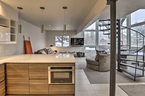 Apartment (2 Bedrooms) | Interior - Vail Condo w/ Mtn View Deck - Steps to Ski Shuttle (Vail)