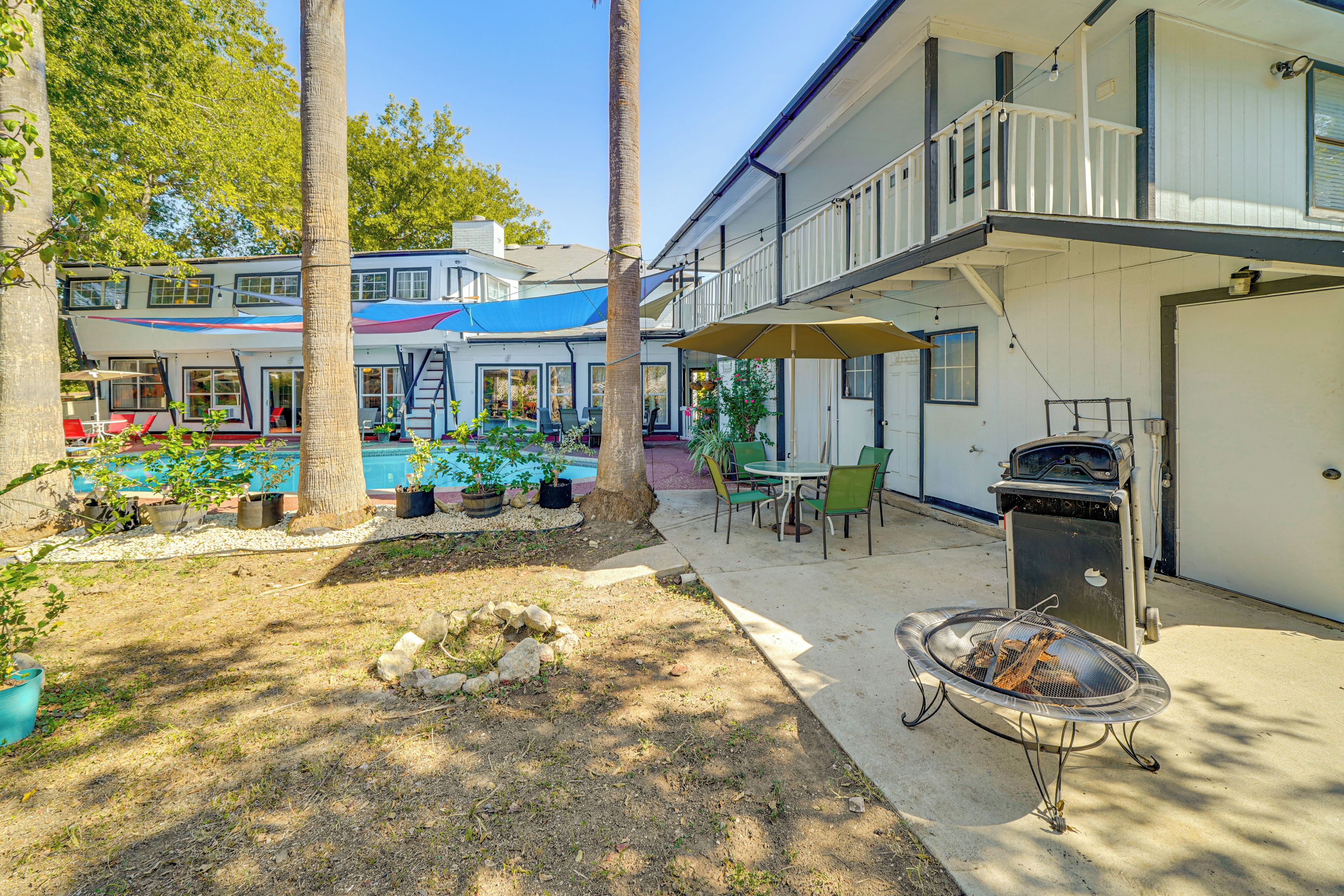 Villa (6 Bedrooms) | Interior